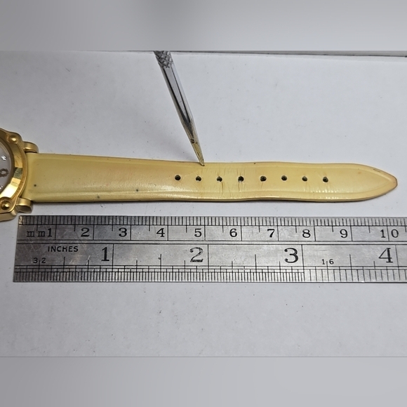 Womens Vintage Fastrack Titan Gold Tone Yellow 6027YEC India Watch New Battery main image 8